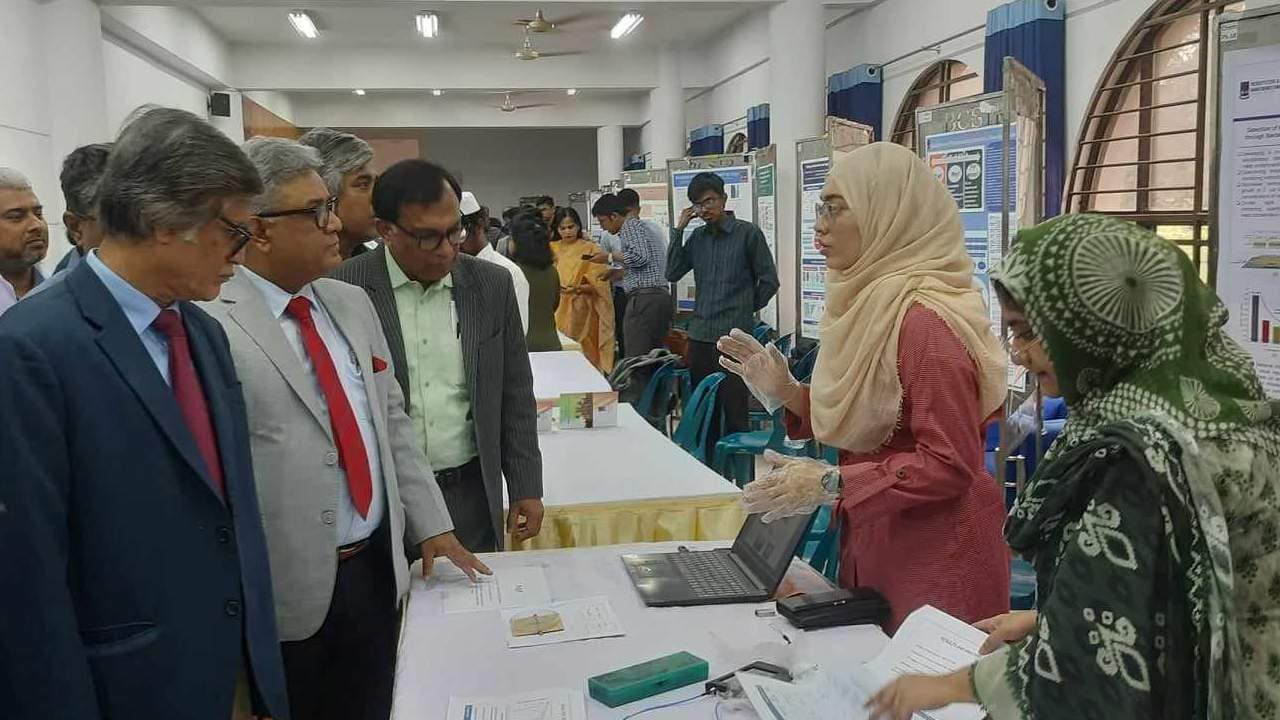 Highlights from DU Microsystems and Nanoengineering Group’s Innovations at Innovation Fair 2024, Dhaka University